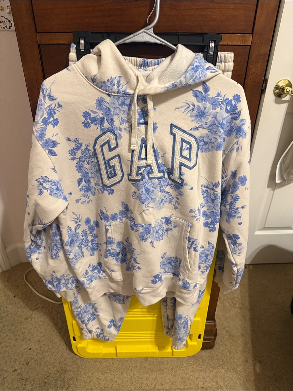 Gap floral sweats set
